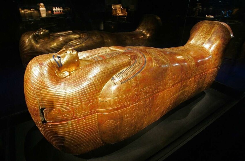 16 февраля 1923 года, сто лет назад, экспедиция Говарда Картера нашла каменный саркофаг фараона Тутанхамона