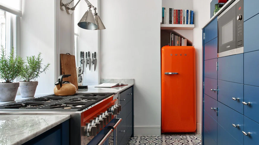 Как менялась мода на холодильники?
