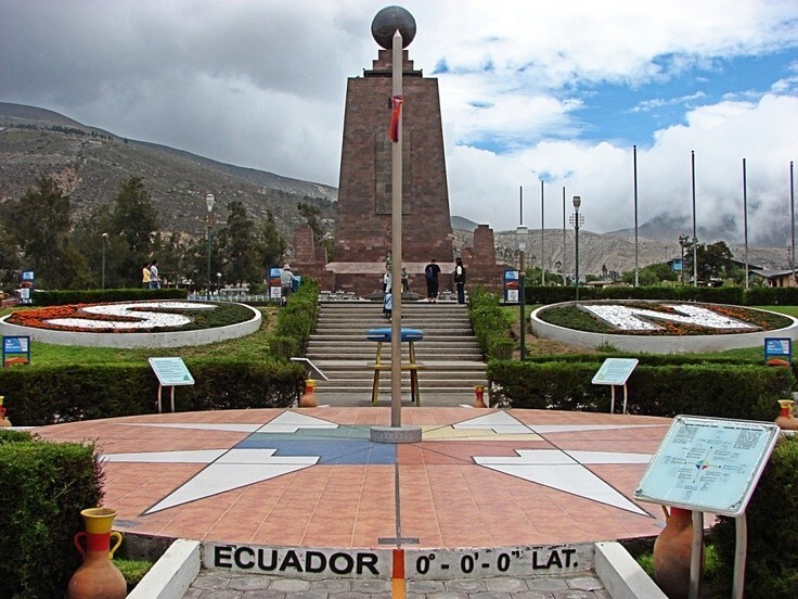 Северное полушарие - Южное полушарие, Сан-Антонио, Эквадор