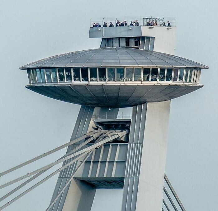 23. Мост СНП (ранее мост Словацкого национального восстания), Братислава, Словакия. Построен в 1967-1972 годах
