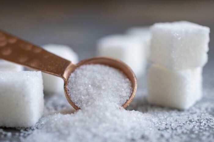 21. Потребление сахара в больших количествах - одна из проблем, которая беспокоит умы специалистов. Крупнейший потребитель сахара в мире - Индия. Недалеко ушёл и Израиль