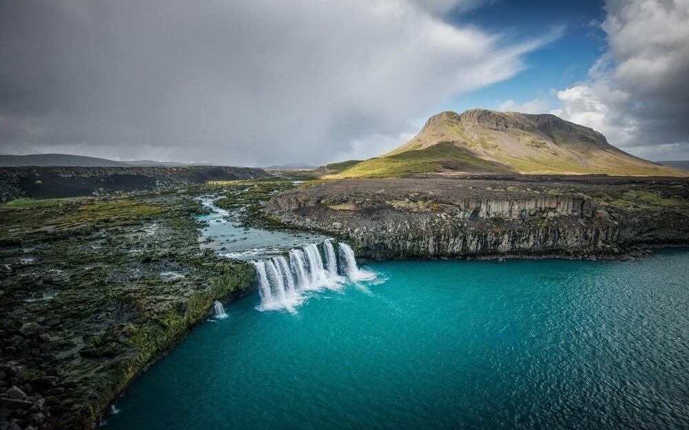 18. Исландия - страна, в которой нет комаров и змей