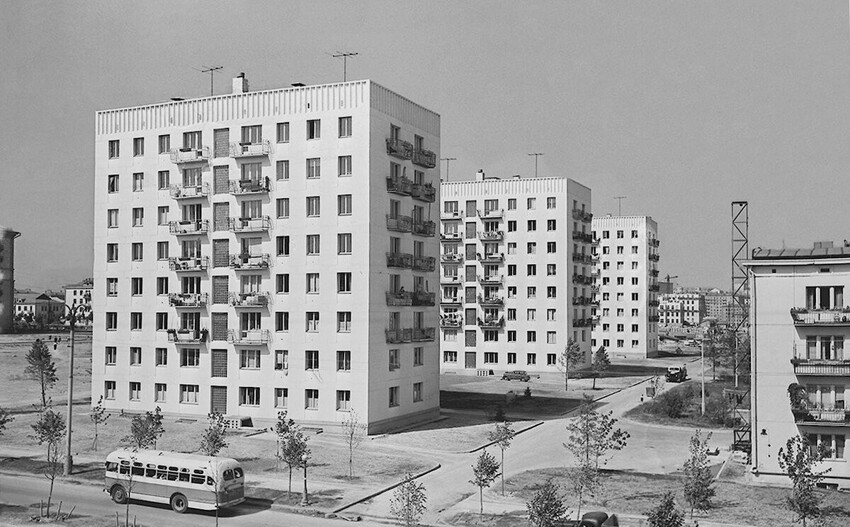 Новый жилой район "Черёмушки", где появились самые первые "хрущёвки". 