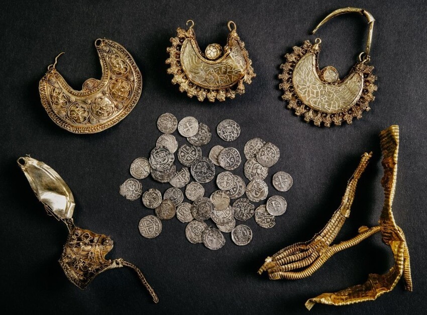В Нидерландах историк обнаружил уникальный 1000-летний клад