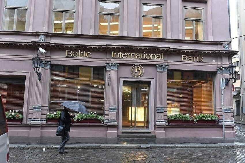 «Солидарность» за чужой счет: в Латвии решили раскошелить иностранные банки на нужды Украины