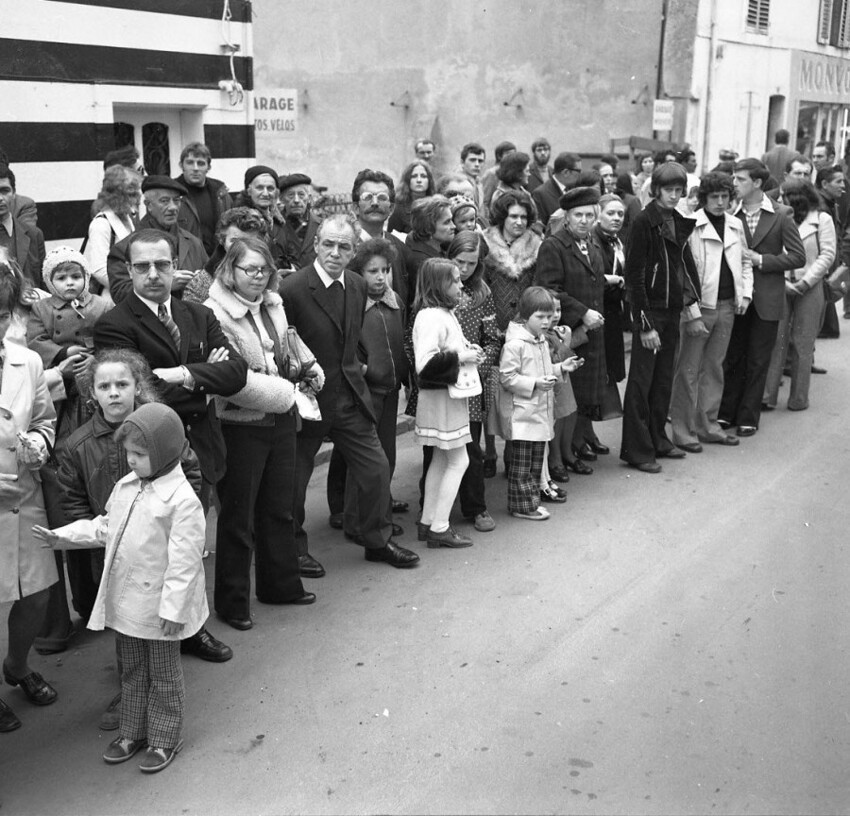 Март 1973 года. Франция, Эпиналь. Зрители на гонке официантов