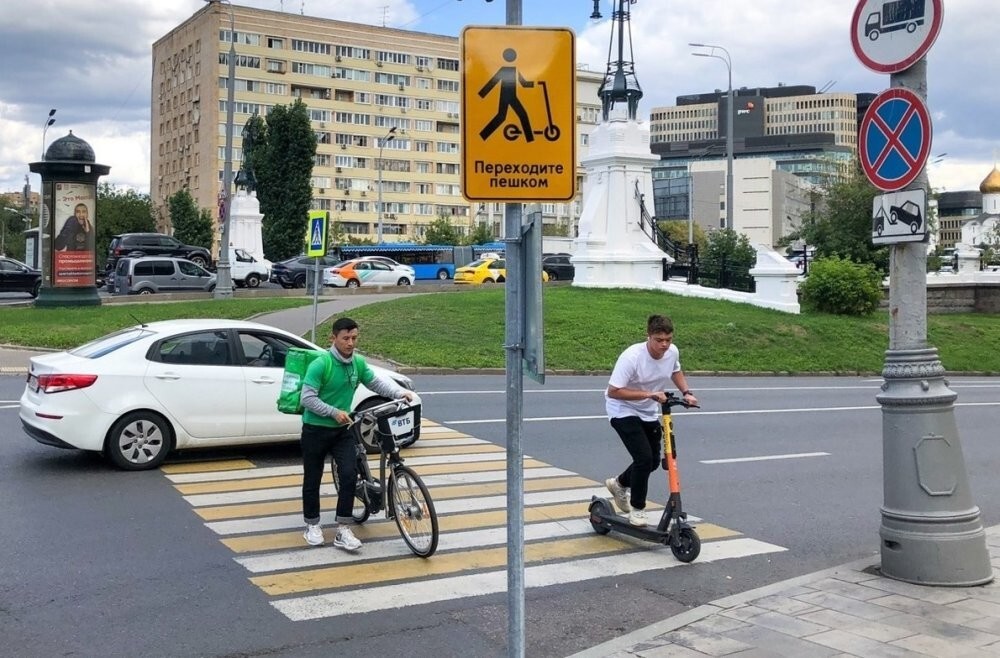 ГИБДД устроит облаву на самокатчиков и велосипедистов. Жаль, что только в Москве