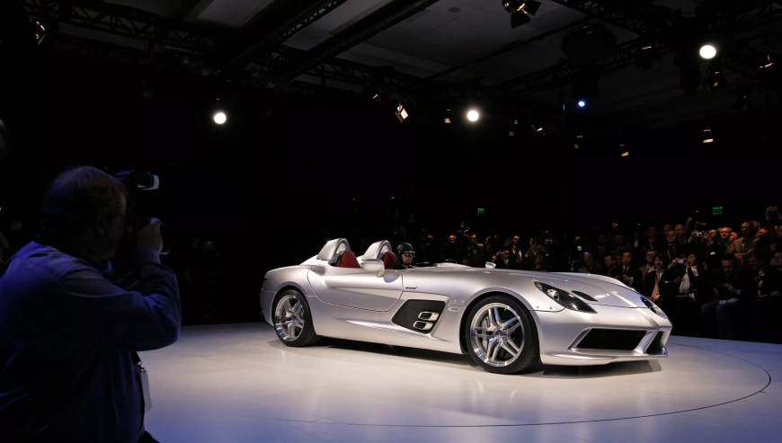 Mercedes SLR McLaren празднует 20-летний юбилей выставкой суперкаров