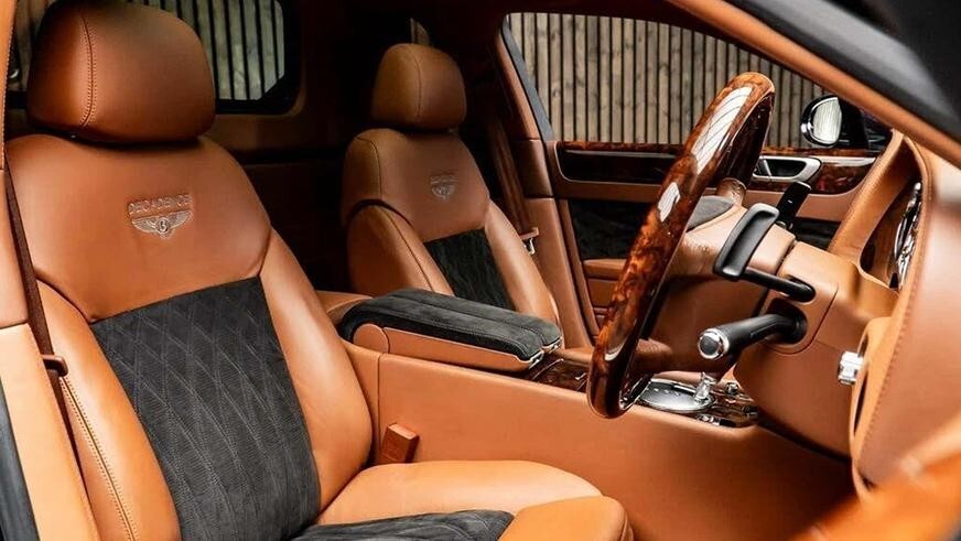 Единственный экземпляр пикапа Bentley Continental выставили на торги