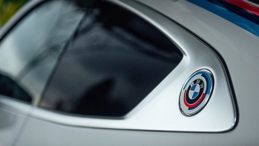 Перекупщик выставит на аукционе редкую "зажигалку" BMW 3.0 CSL