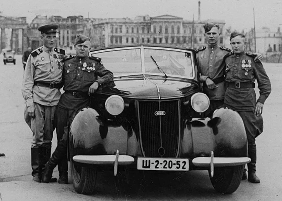 История автомобильного номера в России