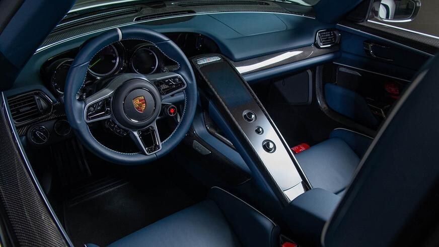 Самый дорогой в мире Porsche 918 Spyder