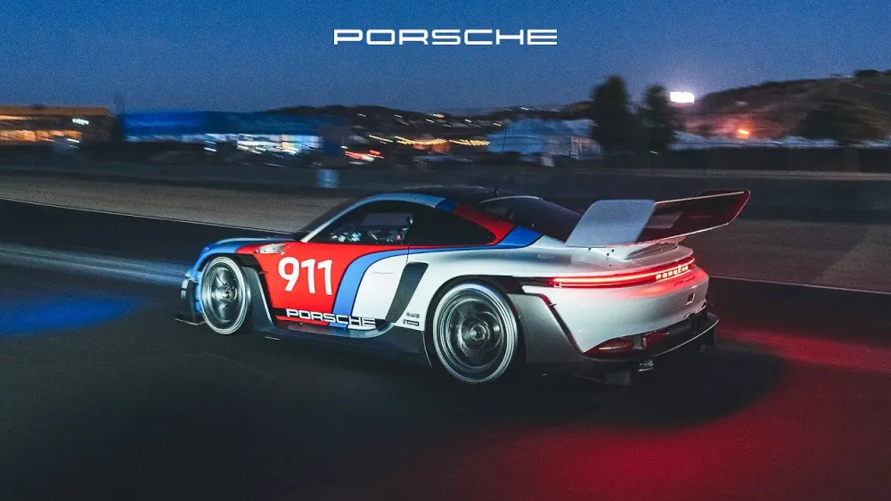 Как звучит суперкар Porsche 911 GT3 R Rennsport за миллион долларов