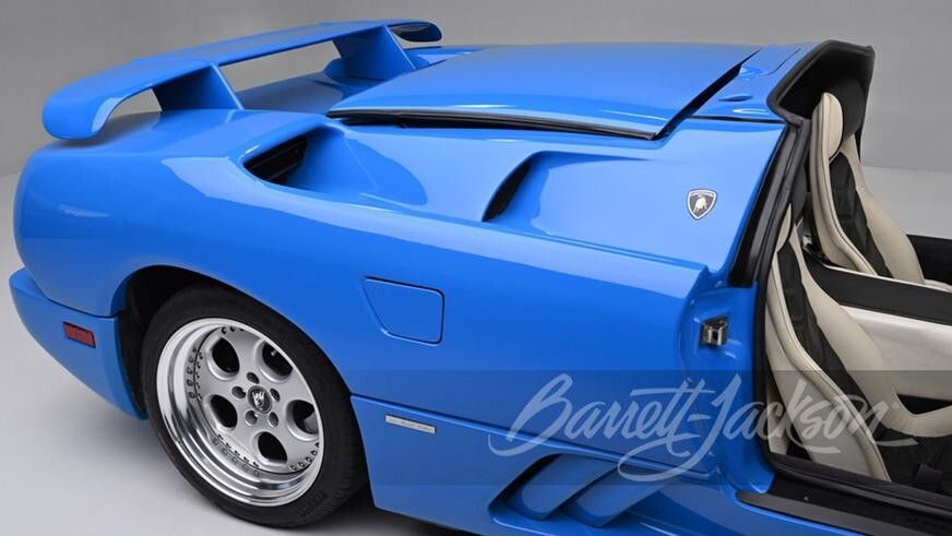 Принадлежавший Дональду Трампу Lamborghini Diablo VT выставили на продажу со скрученным пробегом