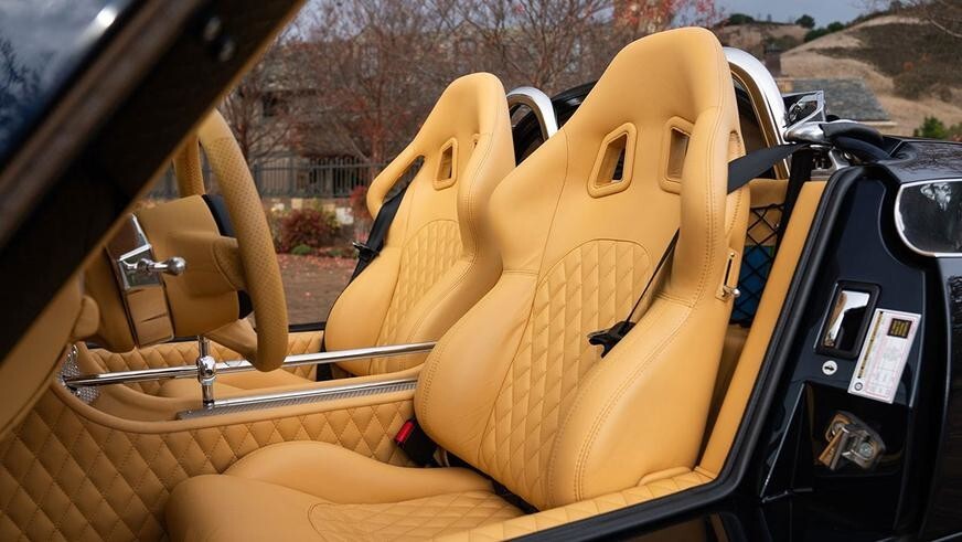 Очень редкий спорткар Spyker C8 выставят на торги в конце января