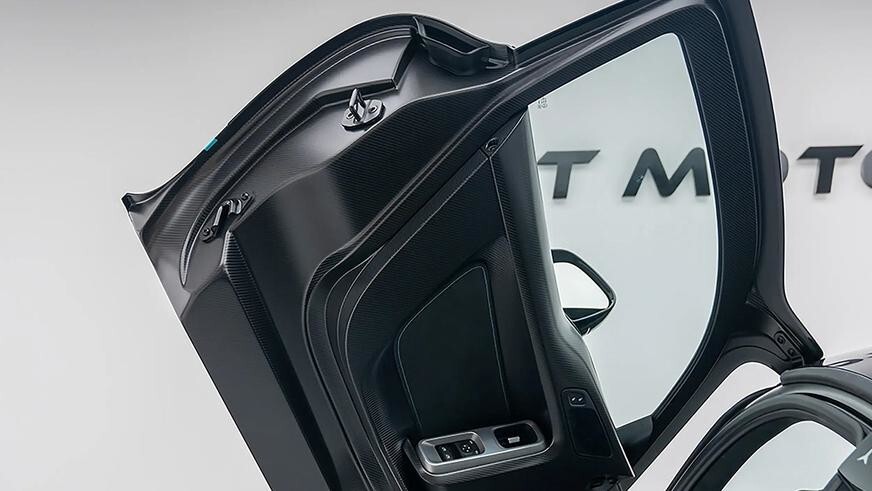 В Дубае продают редчайший гиперкар Mercedes-AMG One