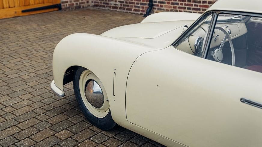 Один из первых серийных Porsche оценили в 3,5 миллиона долларов