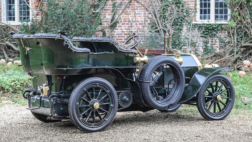 Раритетный Mercedes 1903 года продали за рекордную сумму