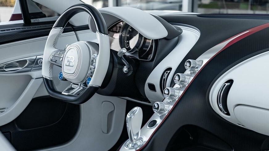 Купи Bugatti Chiron и получил в подарок Rolls-Royce Wraith