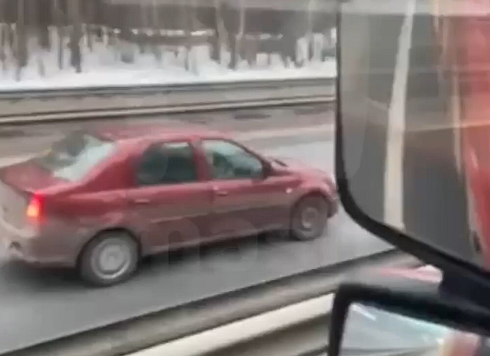 100 км/ч по встречной полосе на Киевском шоссе