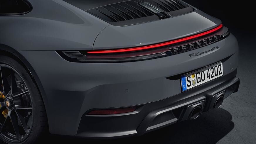 Porsche 911 стал гибридом