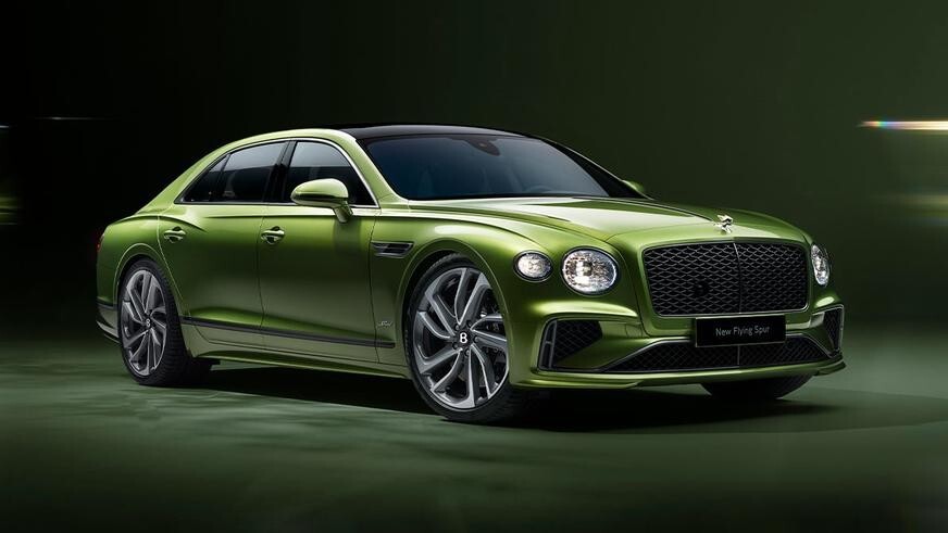 Bentley представил мощнейший в своей истории седан Flying Spur