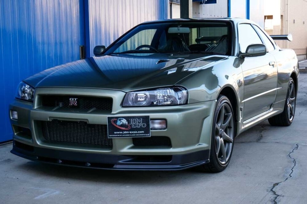 Почти новый Nissan Skyline GT-R R34 2002 года оценили в 485 000 долларов