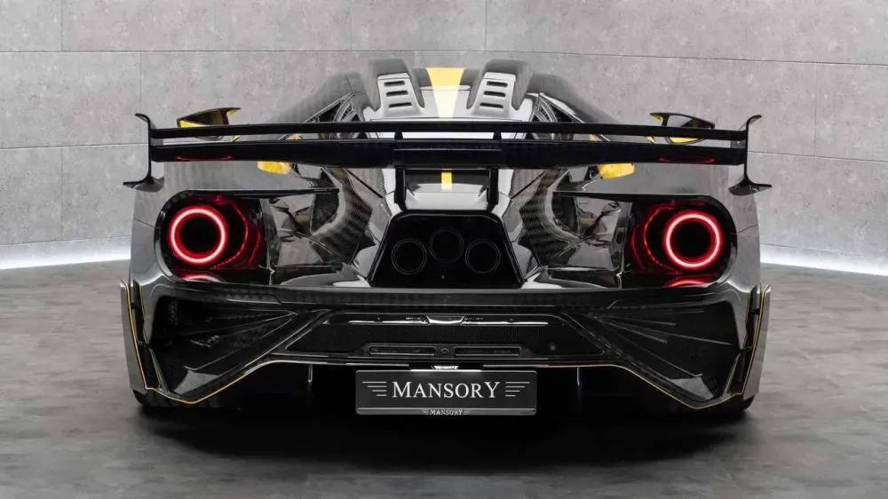 Ателье Mansory построило экстремальный Ford GT для продвижения бренда одежды