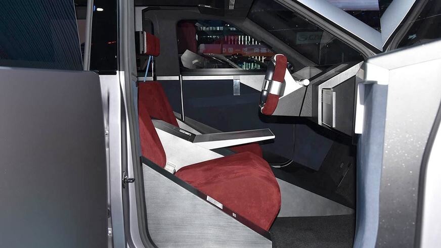 Китайская GAC выпустит свой Cybertruck