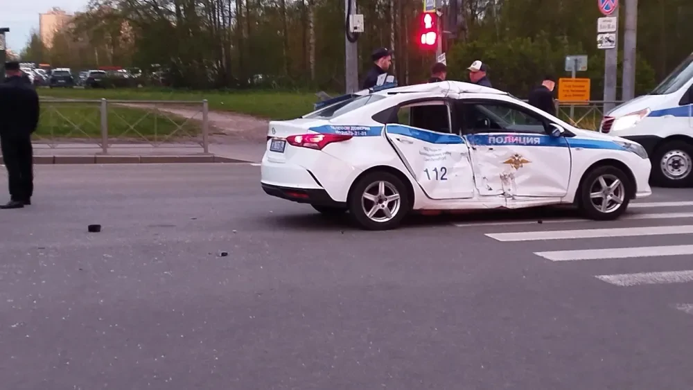 Закрыл сезон и забрал с собой полицейского