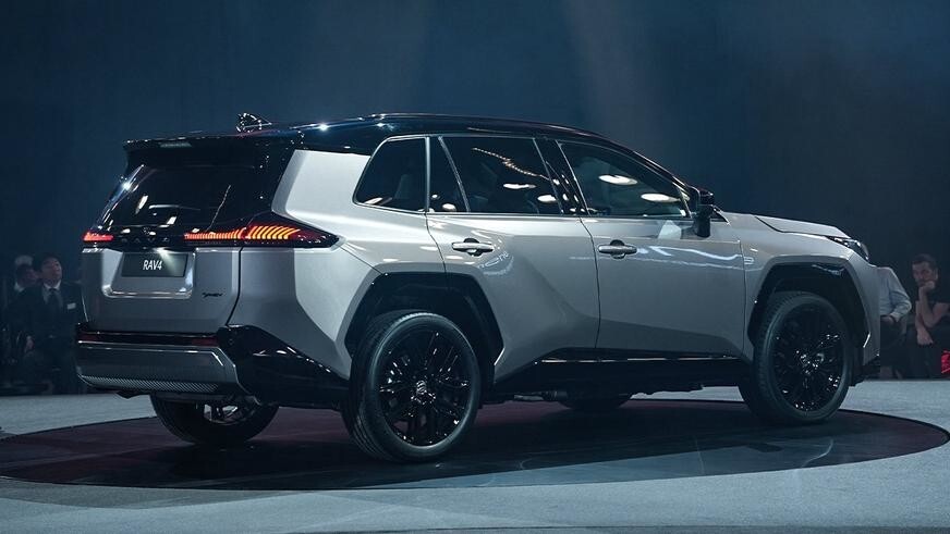  Toyota представила новый RAV4