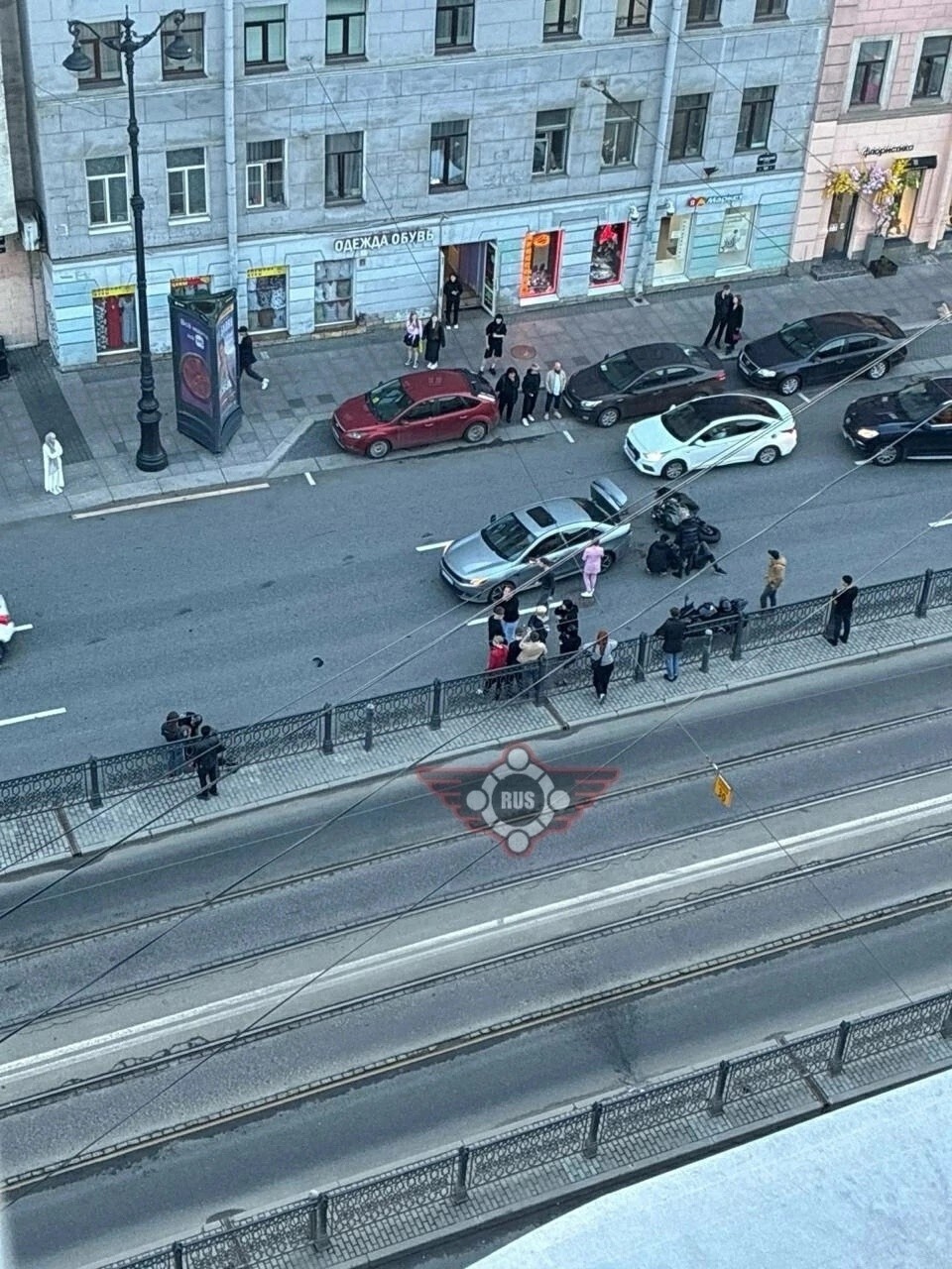 Две "боеголовки" пролетели по Санкт-Петербургу