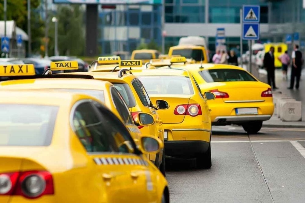 Таксистов будут штрафовать за незнание Москвы