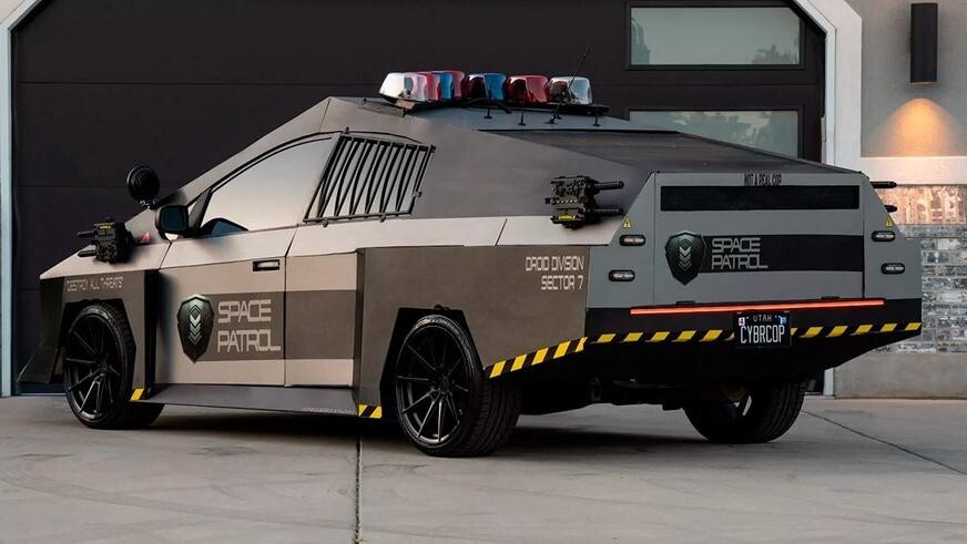 Toyota Prius превратили в копию Cybertruck в США