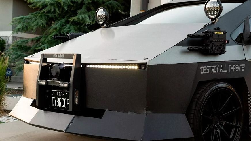 Toyota Prius превратили в копию Cybertruck в США