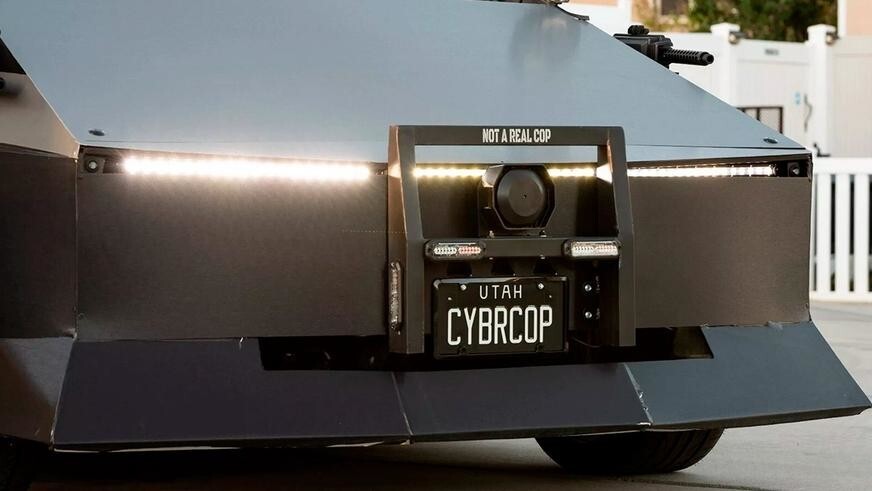 Toyota Prius превратили в копию Cybertruck в США