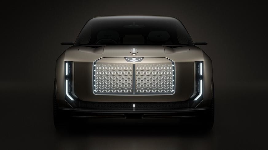 Bentley представил свой первый электрический 3-местный кроссовер