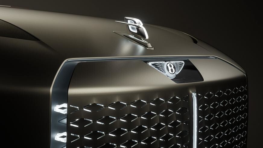 Bentley представил свой первый электрический 3-местный кроссовер