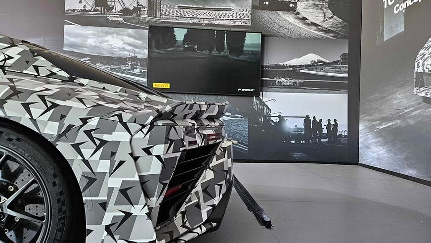  Lexus неожиданно показал сразу два суперкара