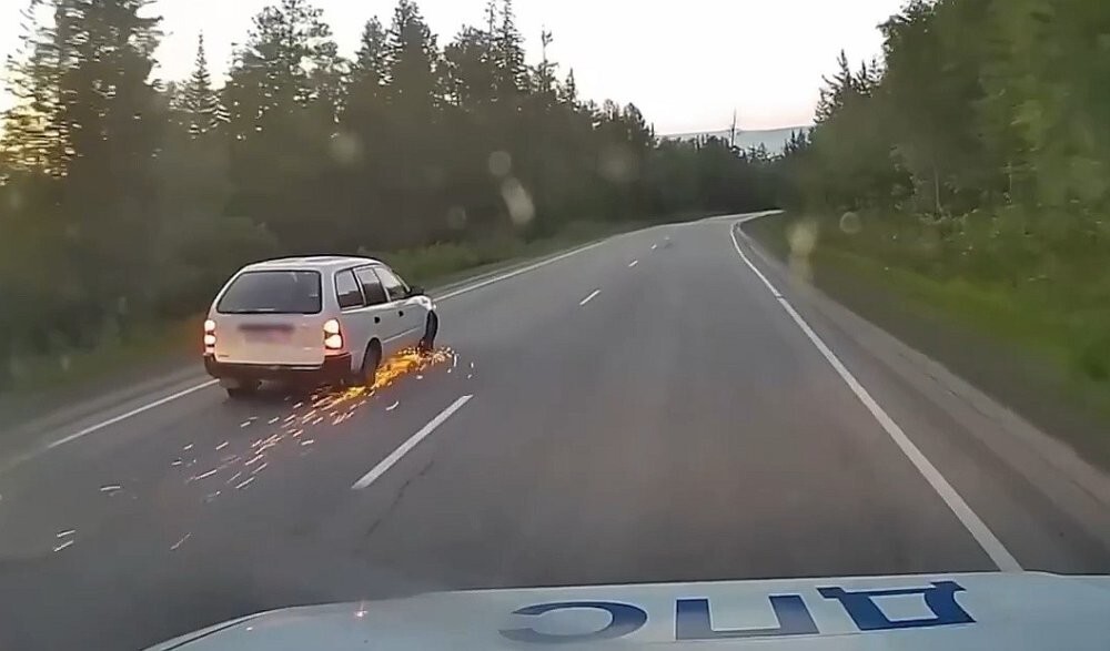 Погоня со стрельбой по угонщику автомобиля