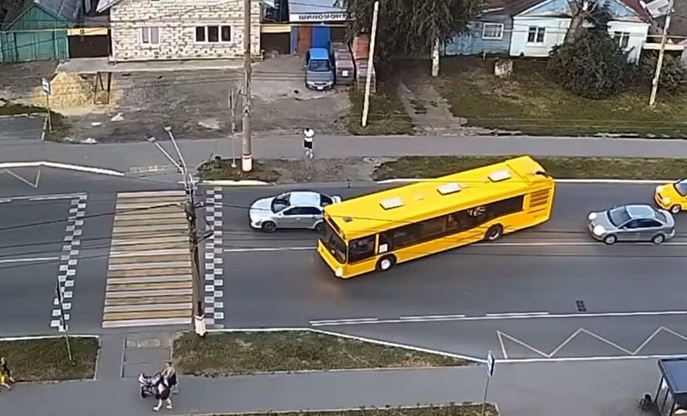 В Саранске сотни водителей получили многотысячные штрафы, объехав сломавшийся автомобиль