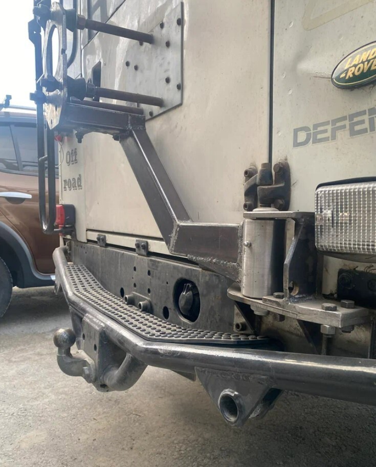 Land Rover Defender Сергея Бодрова выставлен на продажу