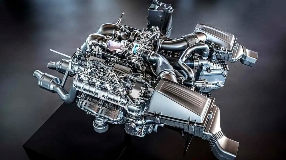 Столько разговоров об экологии и электродвигателях было... и вот в AMG уже работают над новым V8