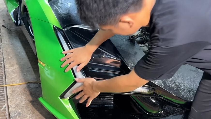 Во Вьетнаме сделали реплику Lamborghini из старого Nissan