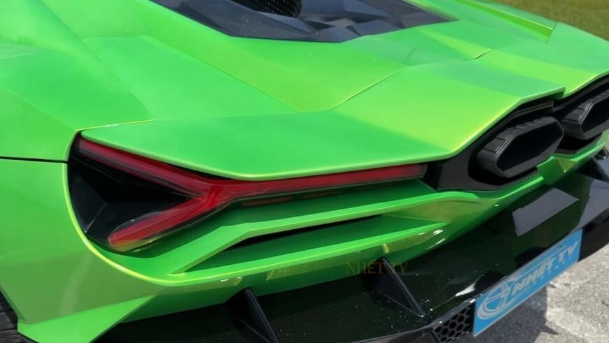 Во Вьетнаме сделали реплику Lamborghini из старого Nissan