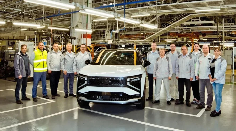 АвтоВАЗ запустил сборку кроссоверов Lada Azimut
