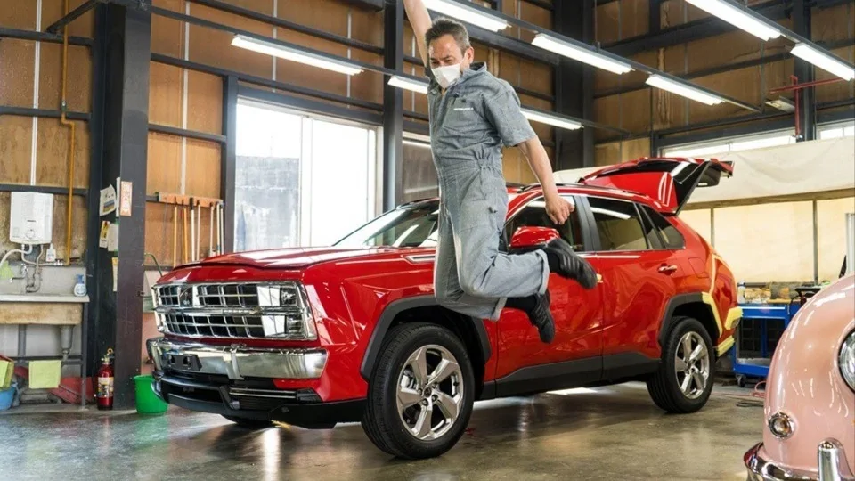 Toyota RAV4 перевыпустят в стиле старых внедорожников Chevrolet
