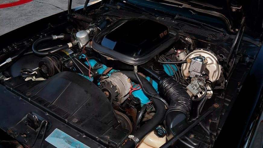 Несколько автомобилей разбили прямо на аукционе Mecum