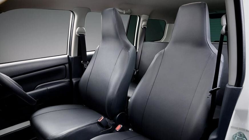 В Японии до сих пор можно приобрести новую вместительную «тойоту» за 12 000 $