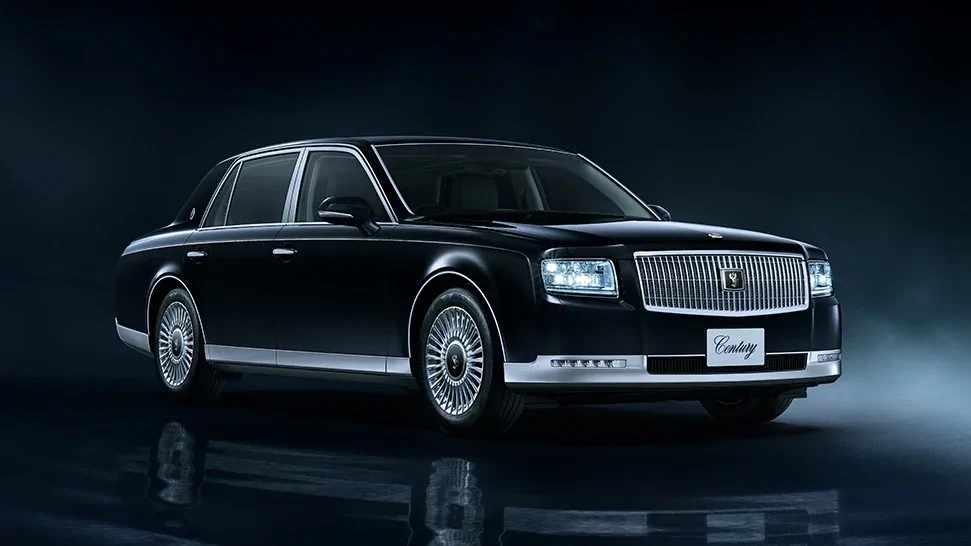 Toyota обновила роскошный седан Century впервые с 2018 года